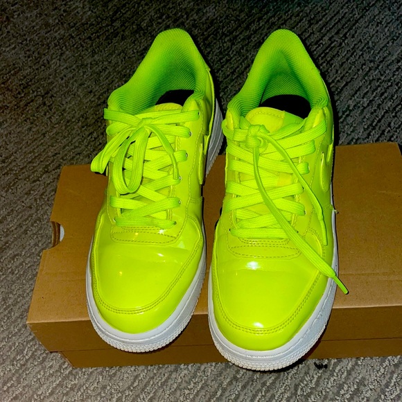 Jordan 1 Retro High Lucky Green (W) | WyCo Vintage Broadway
